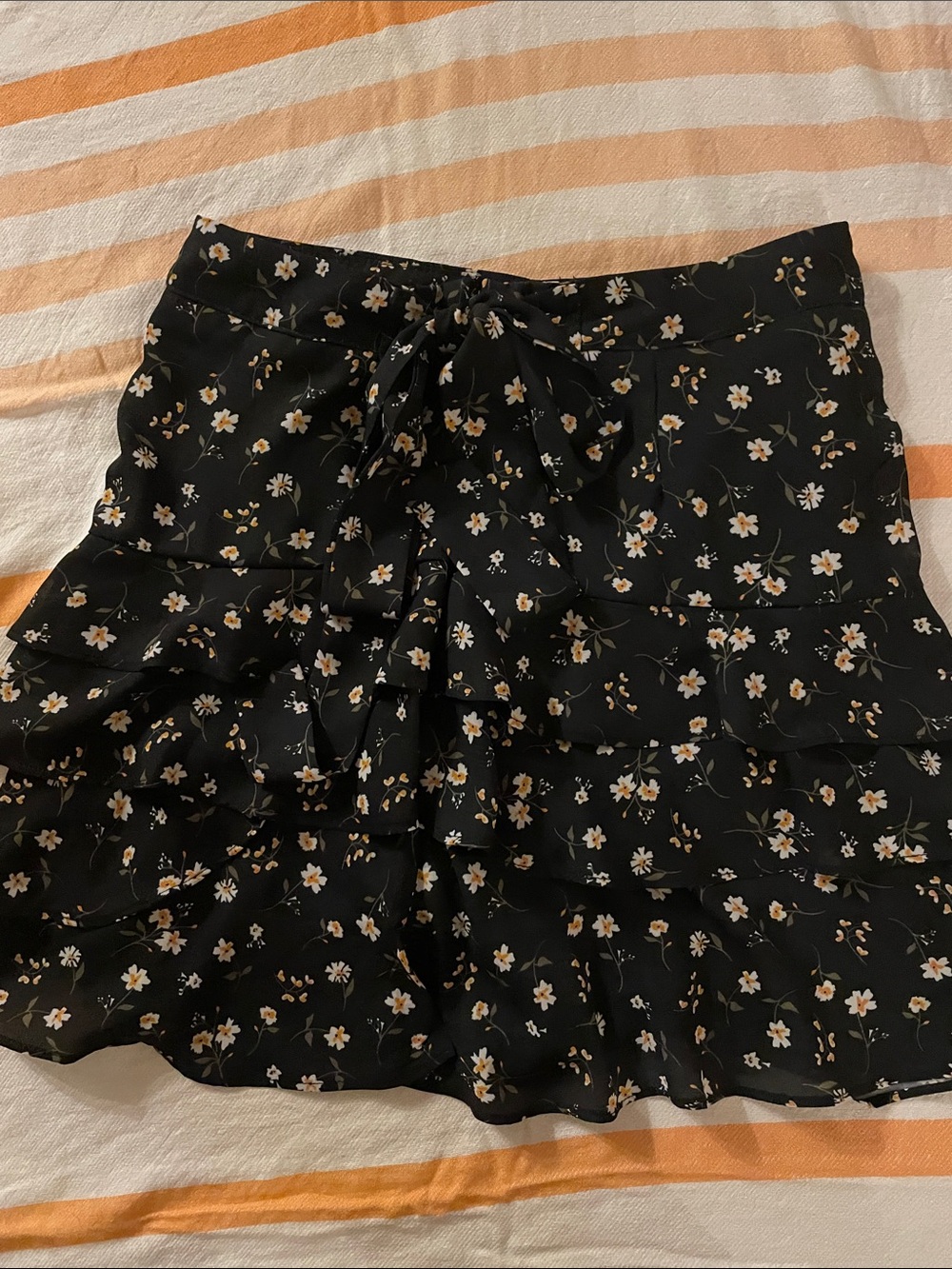 Francesca's Collections Black Floral Ruffled Mini Skirt